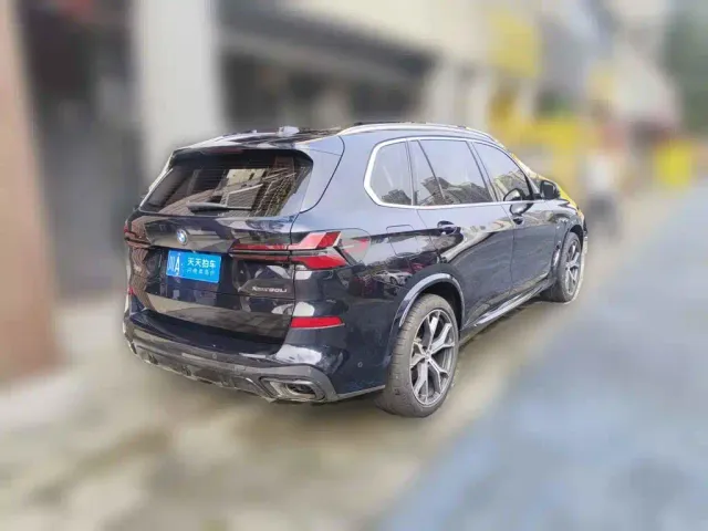 BMW X5 — Фото автомобиля 2