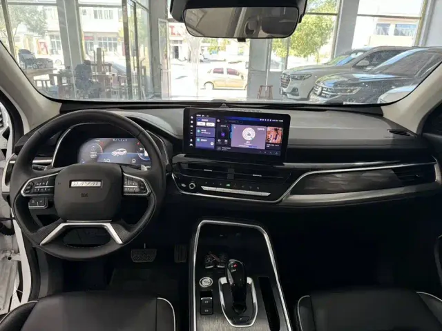 Haval H6 — Фото автомобиля 9