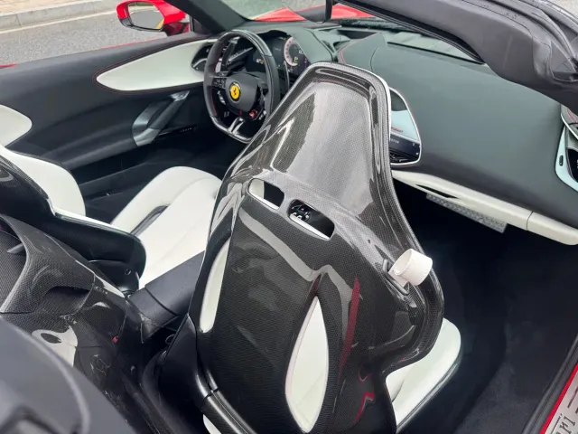 Ferrari SF90 — Фото автомобиля 11