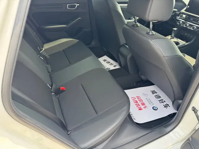 Honda Civic — Фото автомобиля 12