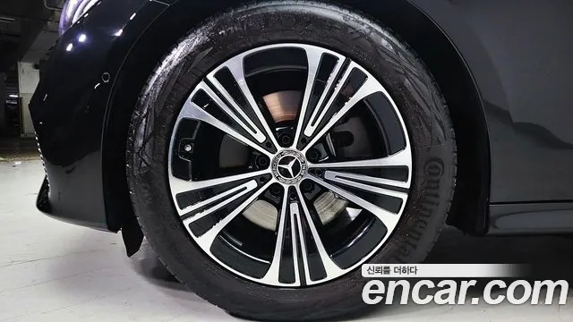Mercedes-Benz E-Class W214 — Фото автомобиля 5