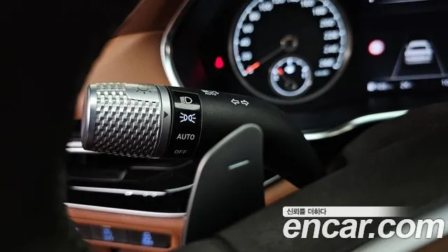 Genesis G80 Бензин 2.5 турбо AWD — Фото автомобиля 26