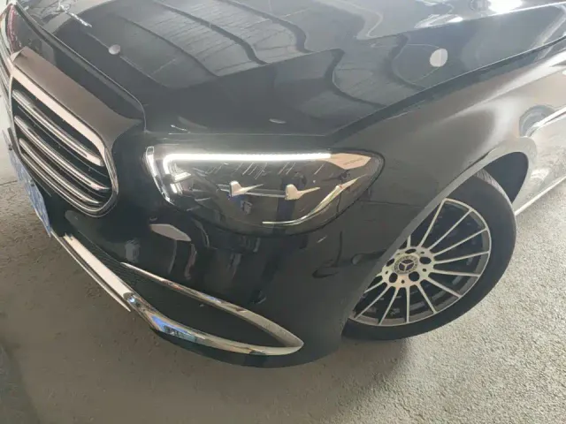 Mercedes-Benz E-Class — Фото автомобиля 9