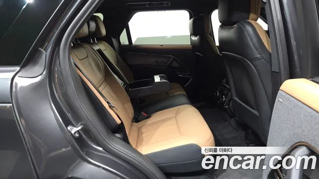 Land Rover Range Rover Sport — Фото автомобиля 11