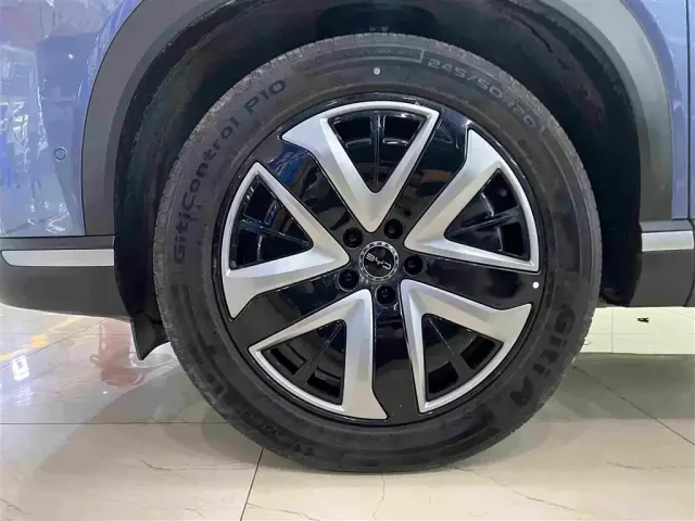 BYD Hai Shi 07 DM-i — Фото автомобиля 5