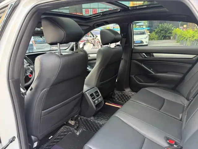 Honda Inspire — Фото автомобиля 11
