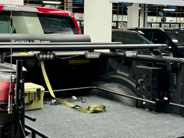 Ford F-150 Raptor — Фото автомобиля 9
