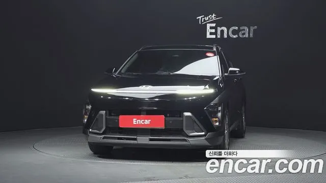 Hyundai Kona Kona (SX2) Бензин 1.6 Turbo 4WD — Фото автомобиля 3