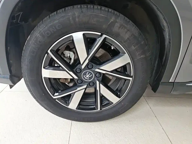 BYD Song Pro — Фото автомобиля 22