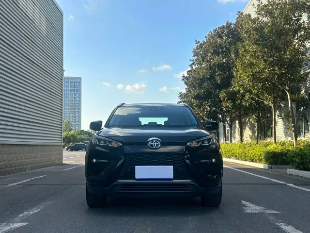 Toyota Wildlander — Фото автомобиля 3