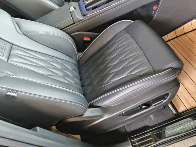 GAC Trumpchi GS8 — Фото автомобиля 24