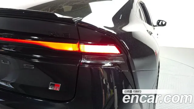 Toyota Prius — Фото автомобиля 23