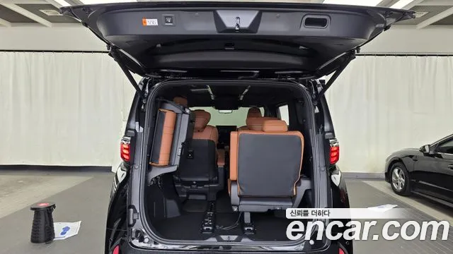Toyota Alphard — Фото автомобиля 15
