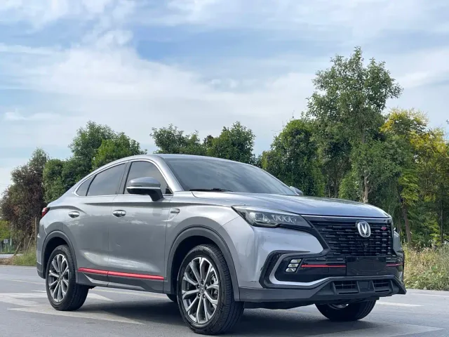 Changan CS85 COUPE — Фото автомобиля 3