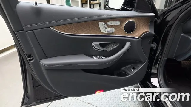 Mercedes-Benz E-Class W213 — Фото автомобиля 13