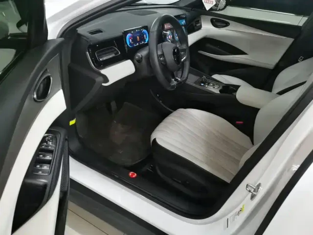 BYD Seal 06 — Фото автомобиля 15