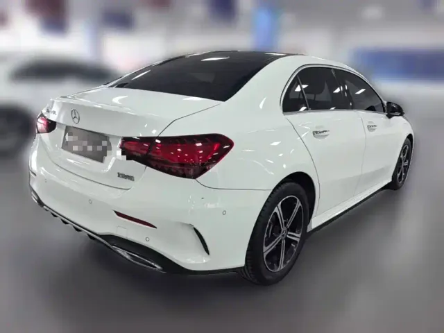 Mercedes-Benz A-Class — Фото автомобиля 9