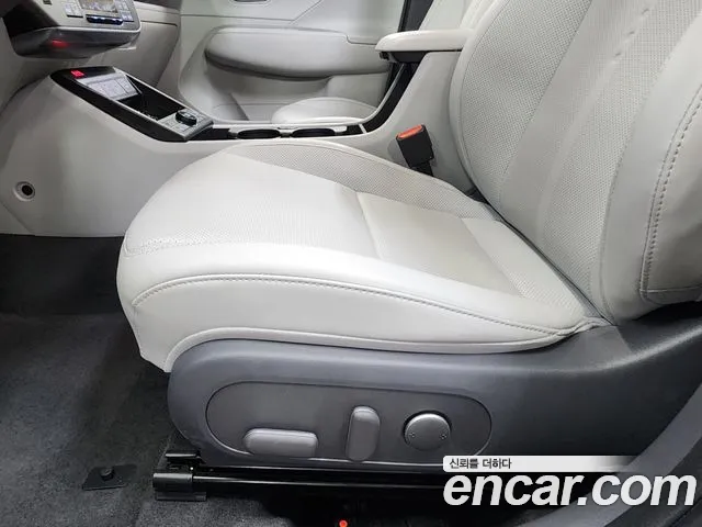 Hyundai Kona SX2 — Фото автомобиля 8