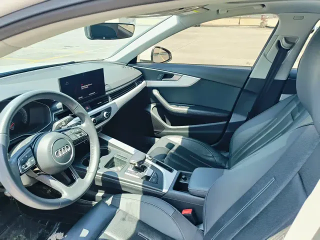 Audi A4L — Фото автомобиля 4