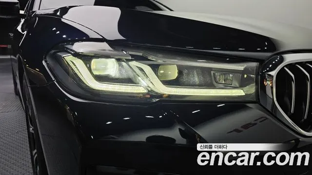 BMW 5 Series G30 — Фото автомобиля 7