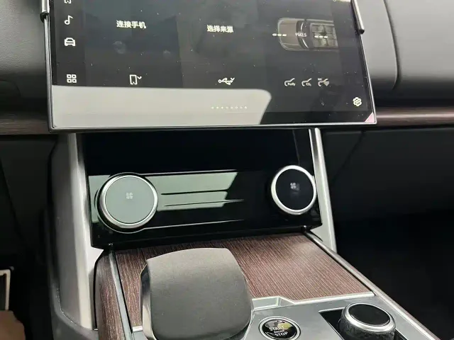 Land Rover Range Rover — Фото автомобиля 9
