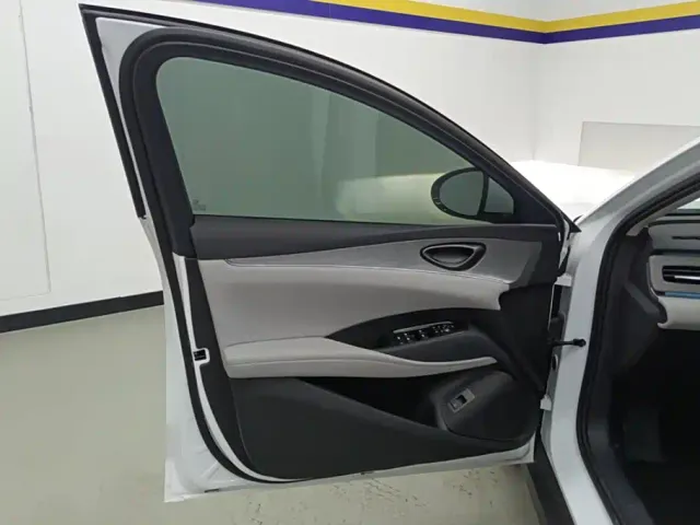 BYD Seal 06 DM-i Touring — Фото автомобиля 7