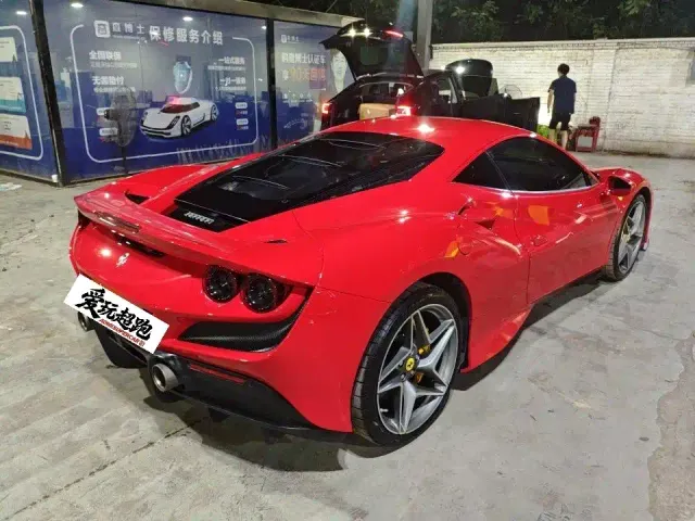 Ferrari F8 — Фото автомобиля 6