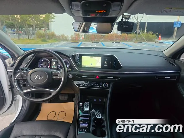 Hyundai Sonata — Фото автомобиля 19