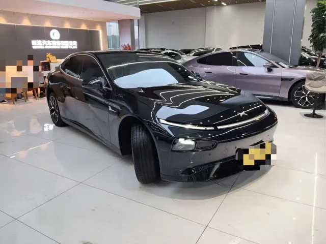 Xpeng P7 — Фото автомобиля 3