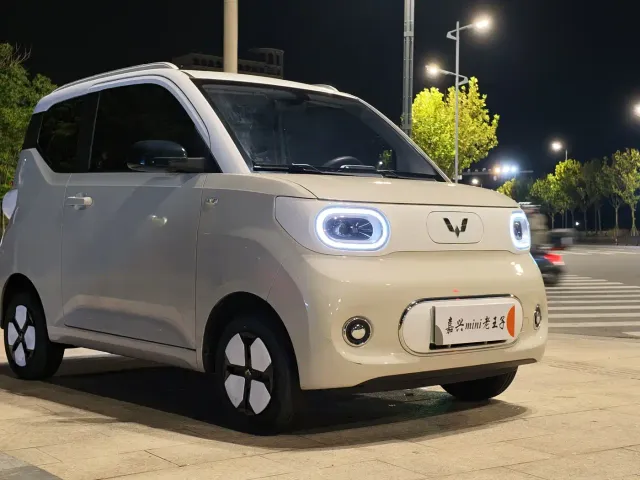 Wuling Hongguang Mini EV — Фото автомобиля 8