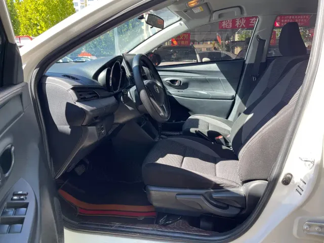 Toyota Vios — Фото автомобиля 2