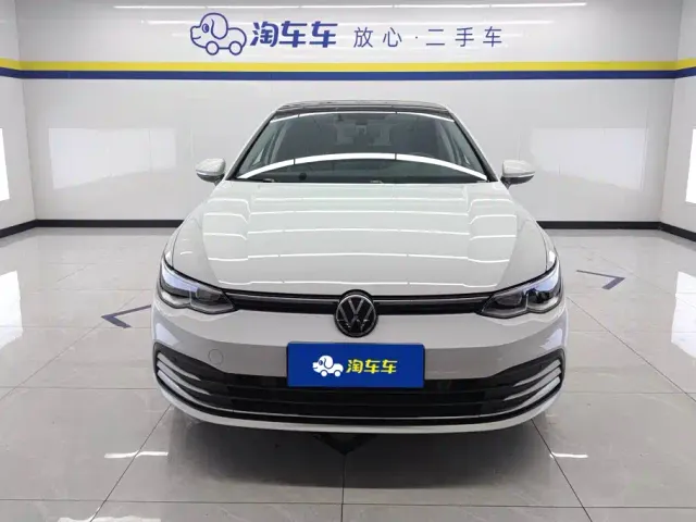Volkswagen Golf — Фото автомобиля 2