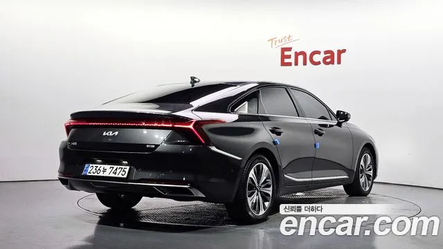 Kia K8 Hybrid — Фото автомобиля 2