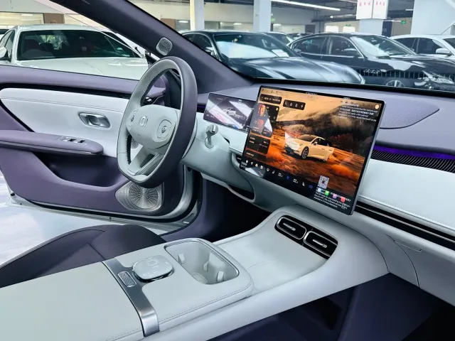 Changan Qiyuan A06 — Фото автомобиля 7