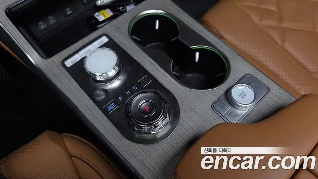 Genesis GV80 2.5T Бензин 2WD — Фото автомобиля 9
