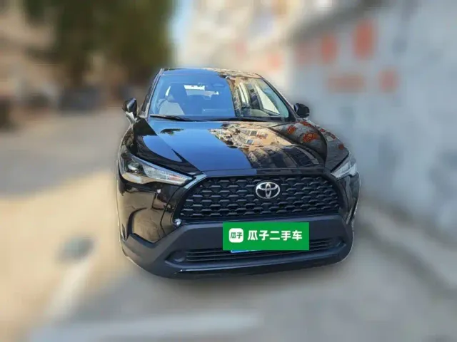 Toyota Corolla Cross — Фото автомобиля 2