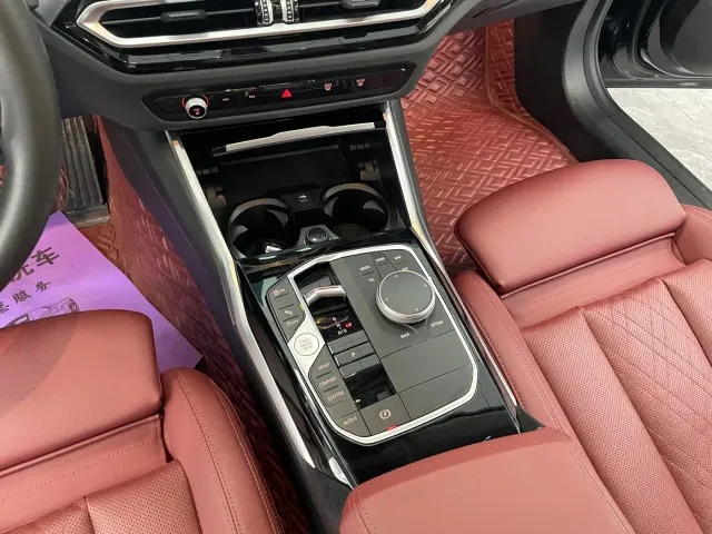 BMW 3 Series — Фото автомобиля 10
