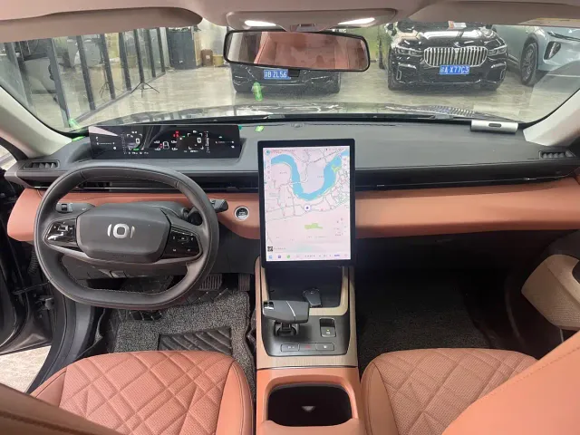Changan Qiyuan A05 — Фото автомобиля 12