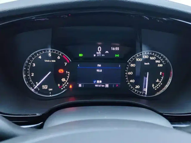Cadillac XT6 — Фото автомобиля 14