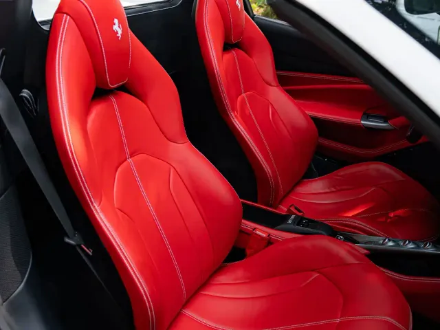 Ferrari F8 — Фото автомобиля 11