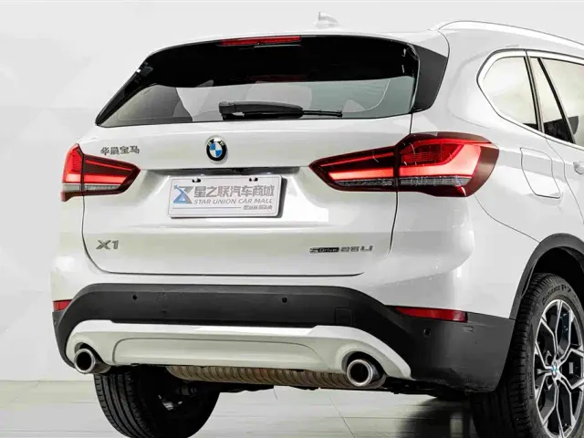 BMW X1 — Фото автомобиля 7