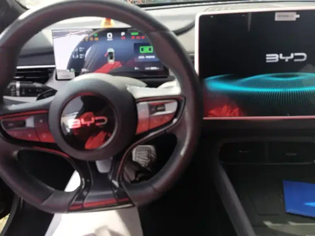 BYD Seal 06 GT — Фото автомобиля 12
