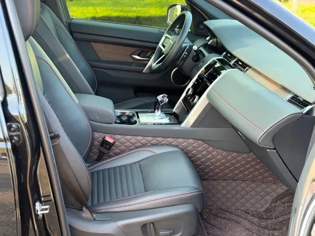 Land Rover Discovery Sport — Фото автомобиля 12