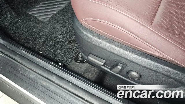 Kia Seltos Seltos Бензин 1.6 турбо 2WD — Фото автомобиля 28