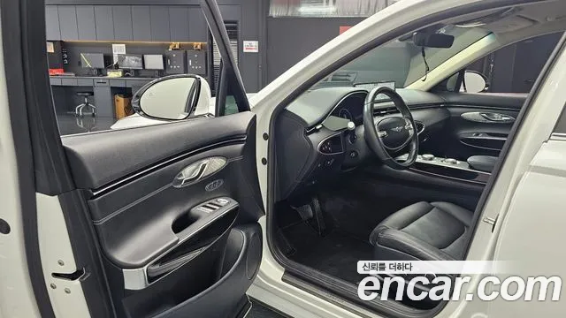 Genesis GV70 2.5T Бензин AWD — Фото автомобиля 9
