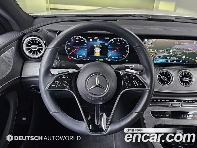 Mercedes-Benz CLS-Class — Фото автомобиля 12