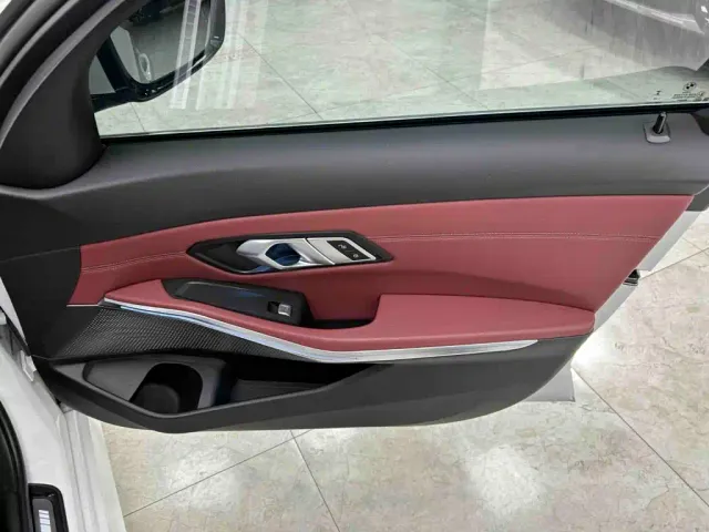 BMW 3 Series — Фото автомобиля 19