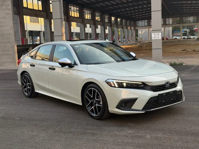 Honda Civic — Фото автомобиля 3