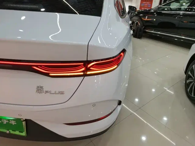 BYD Qin PLUS — Фото автомобиля 7