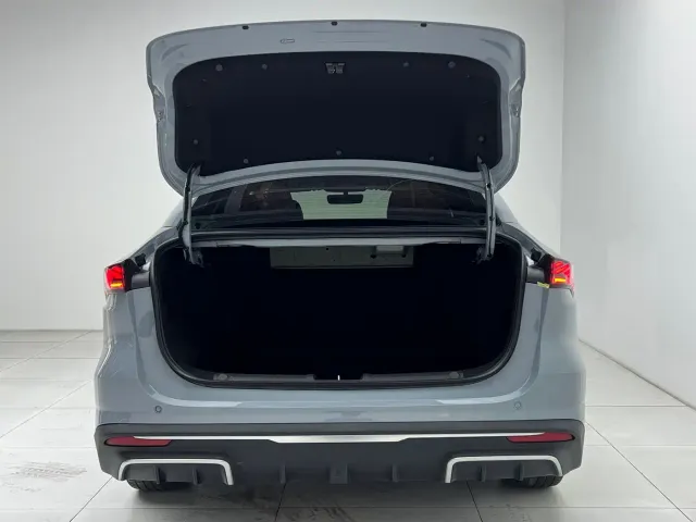 Geely Galaxy L6 — Фото автомобиля 21